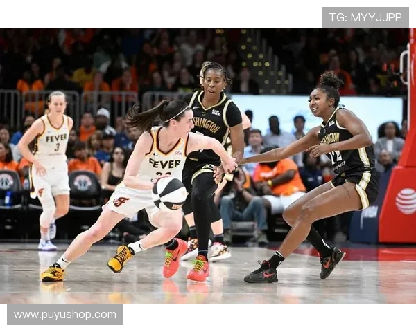 WNBA球星社媒粉丝排行榜里斯依旧高居榜首本赛季新增二十万粉丝 WNBA球星社媒粉丝排行榜里斯依旧高居榜首本赛季新增二十万粉丝